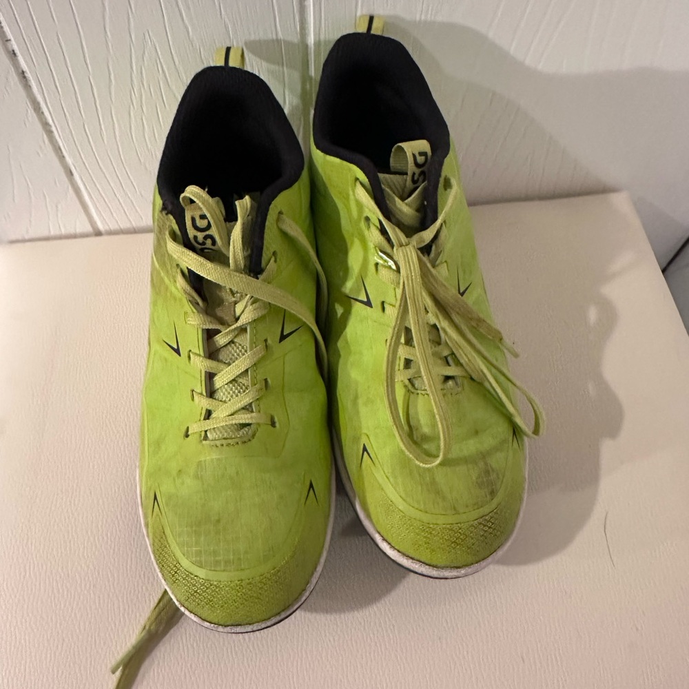Youth multi sport cleats